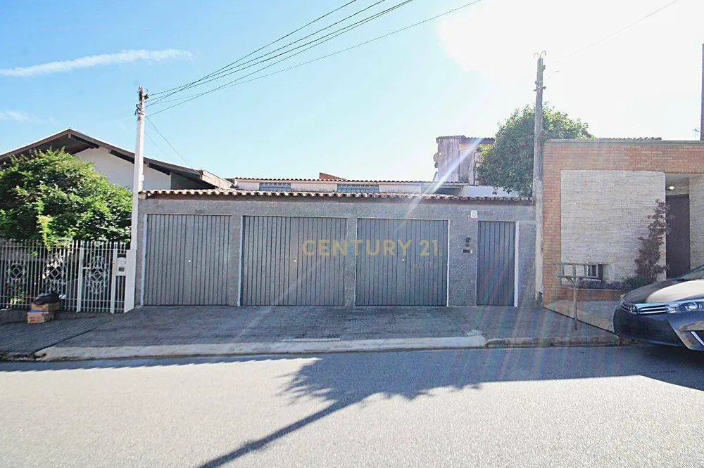 Casa, 3 quartos, 198 m² - Foto 1