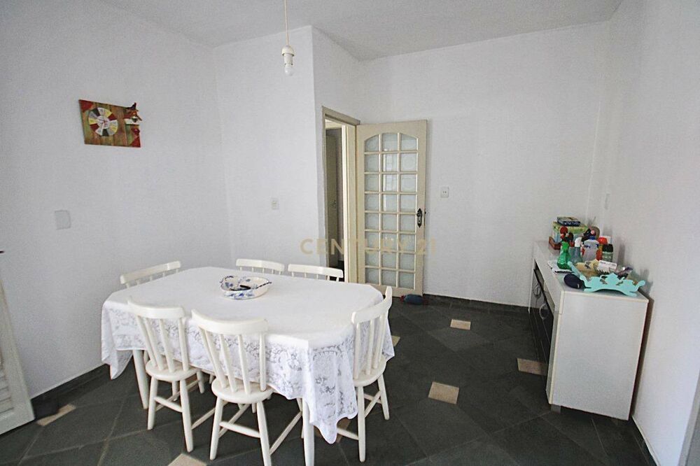 Casa, 3 quartos, 198 m² - Foto 1