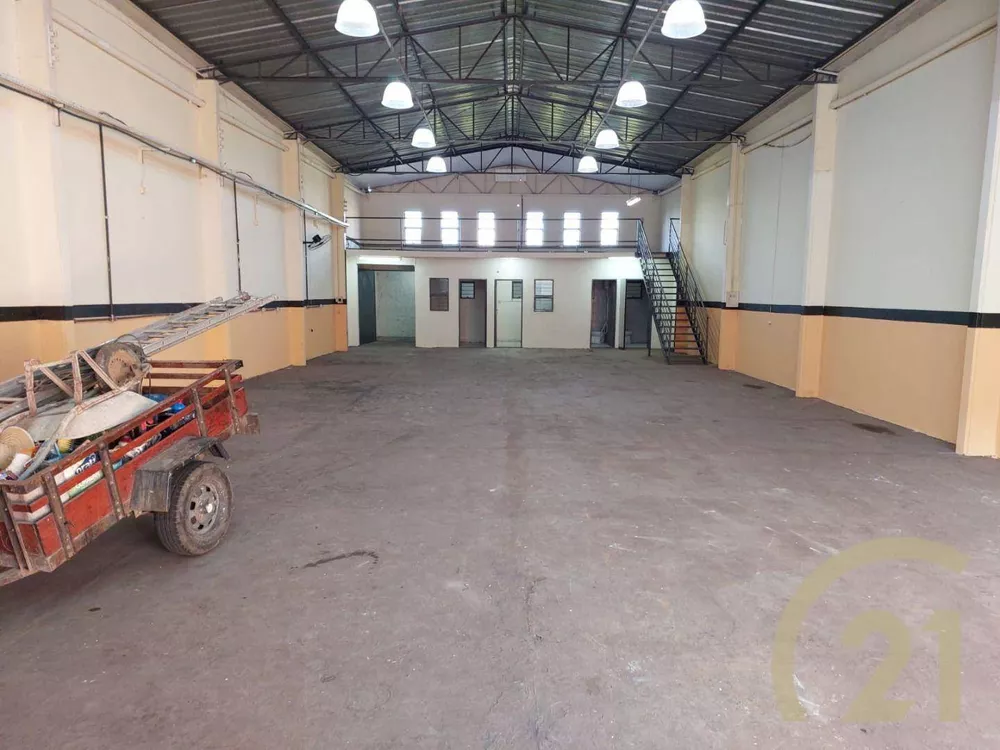 Depósito-Galpão-Armazém para alugar, 300m² - Foto 2