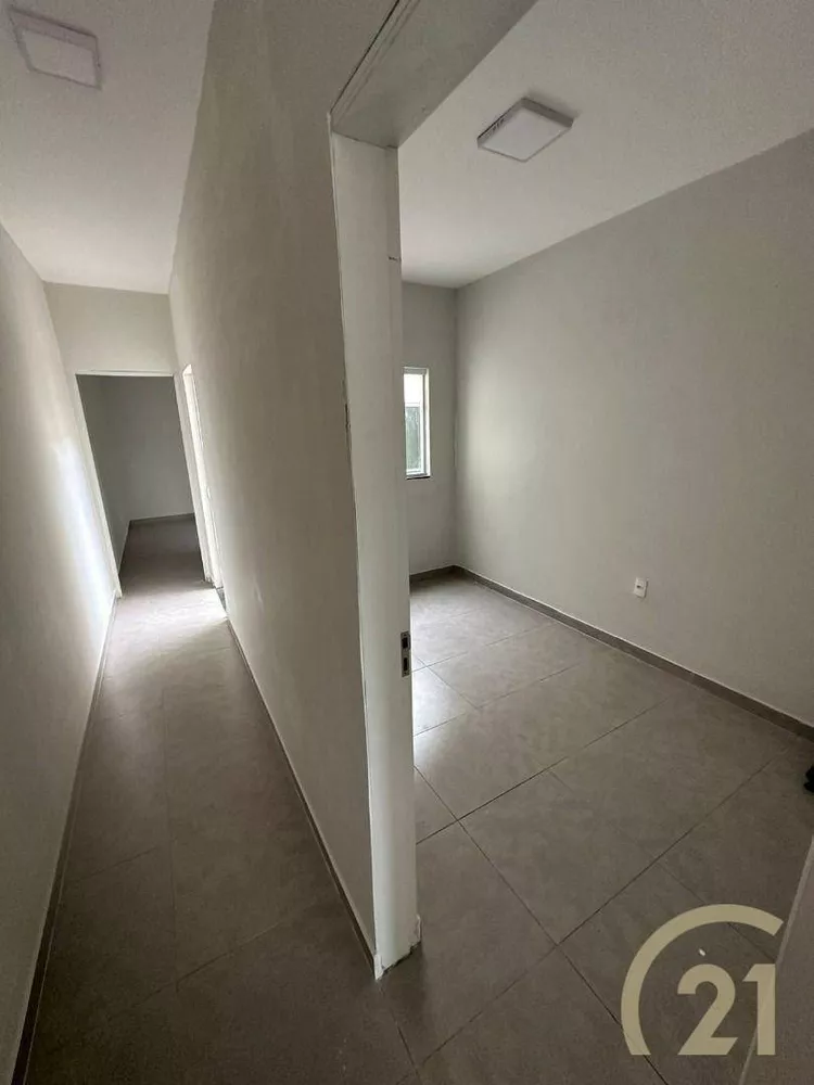 Casa à venda com 2 quartos, 48m² - Foto 7