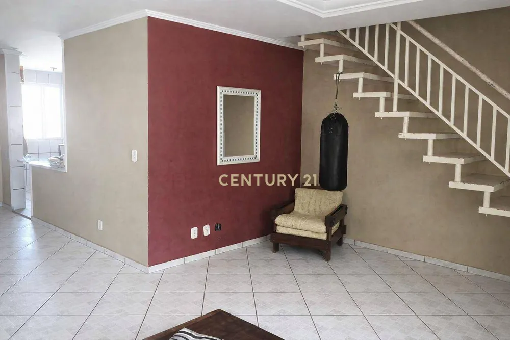 Casa, 3 quartos, 218 m² - Foto 3