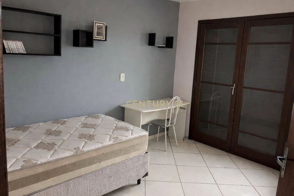 Casa, 3 quartos, 218 m² - Foto 9