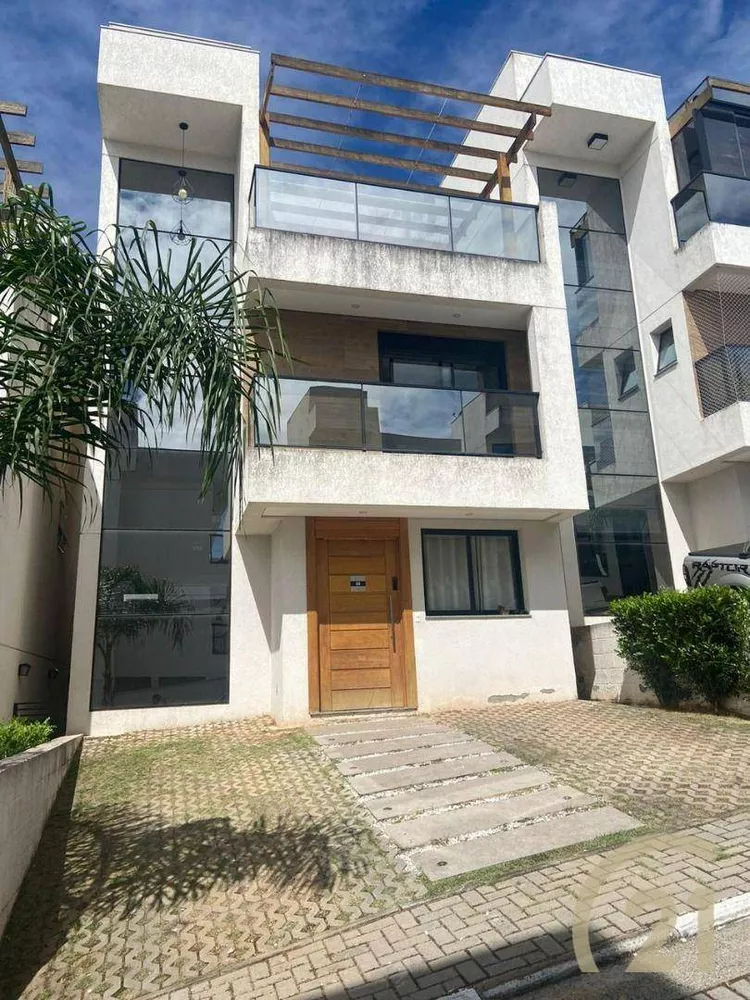 Casa de Condomínio à venda com 4 quartos, 146m² - Foto 1