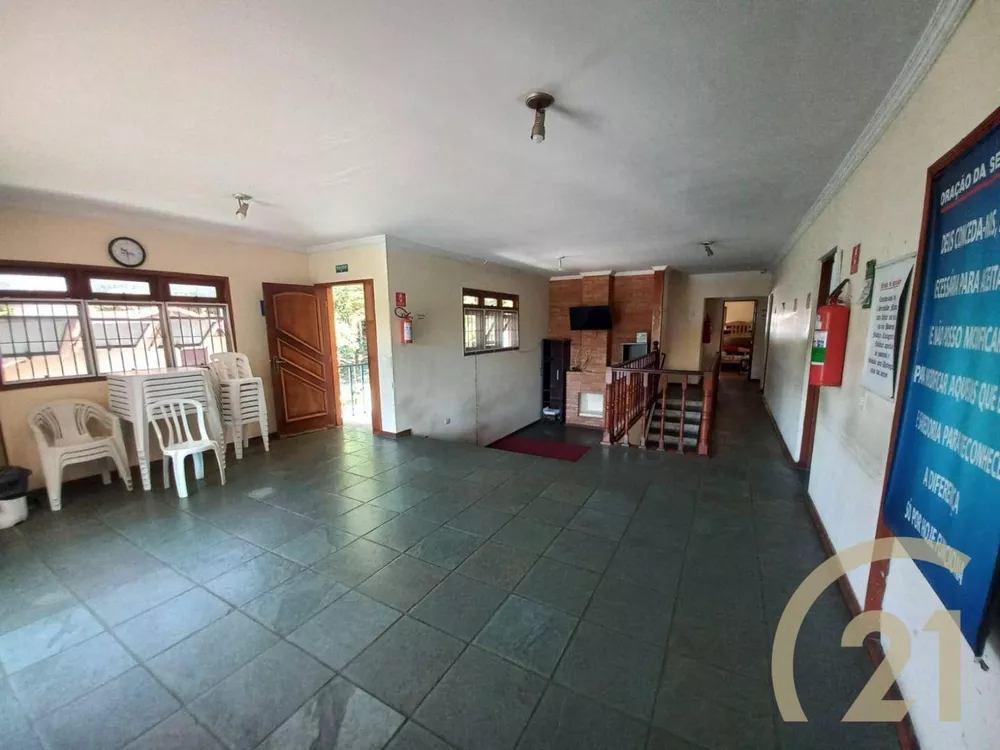 Casa à venda com 4 quartos, 400m² - Foto 6