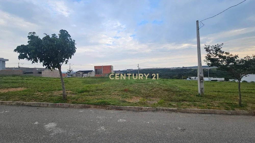 Loteamento e Condomínio, 250 m² - Foto 1