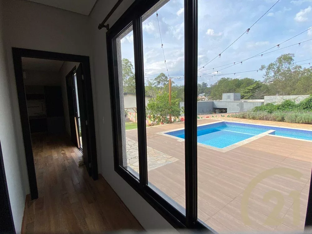 Casa de Condomínio à venda com 3 quartos, 325m² - Foto 2