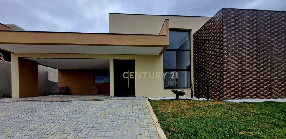 Casa de Condomínio à venda com 3 quartos, 217m² - Foto 1
