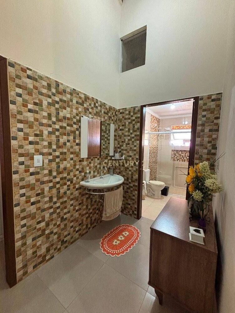 Chácara à venda com 2 quartos, 200m² - Foto 4