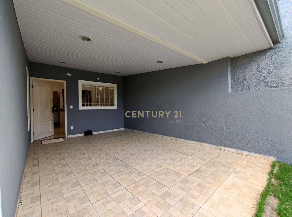 Casa à venda com 2 quartos, 110m² - Foto 1