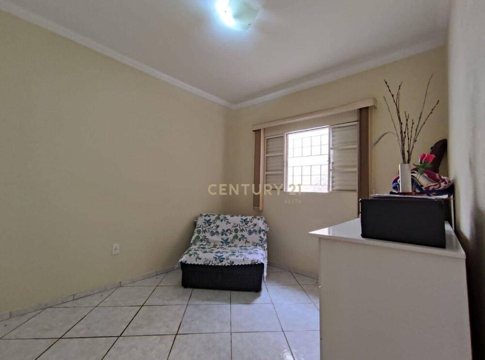 Casa à venda com 2 quartos, 110m² - Foto 6