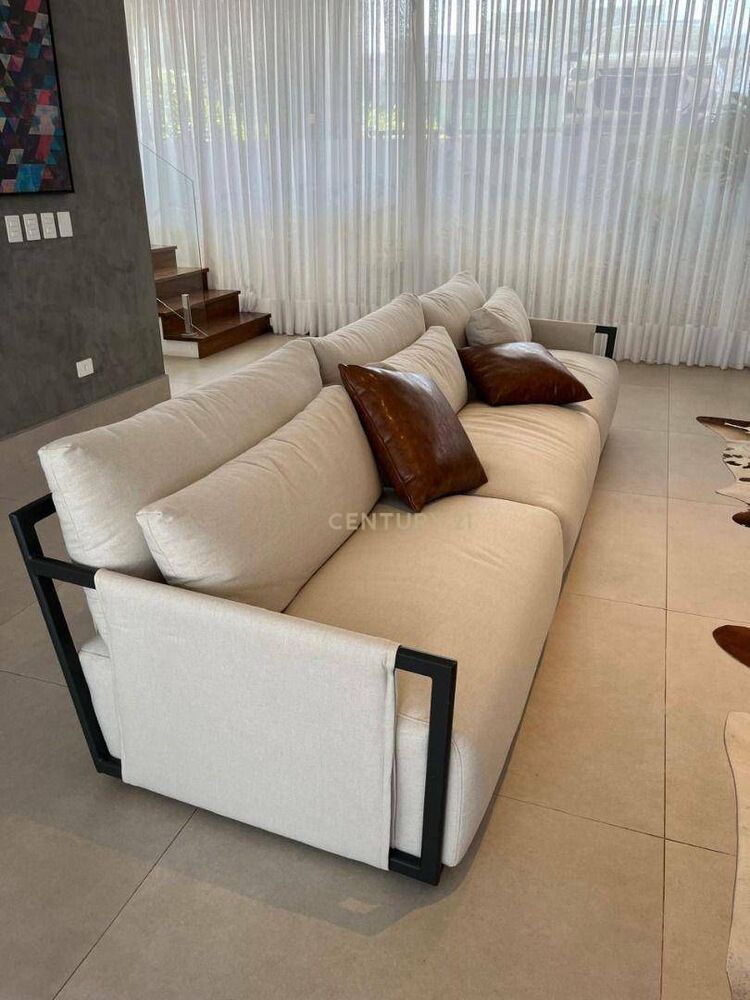 Casa de Condomínio à venda com 3 quartos, 350m² - Foto 2