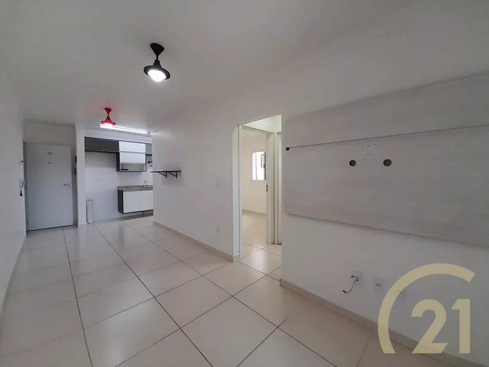 Apartamento à venda com 2 quartos, 55m² - Foto 2