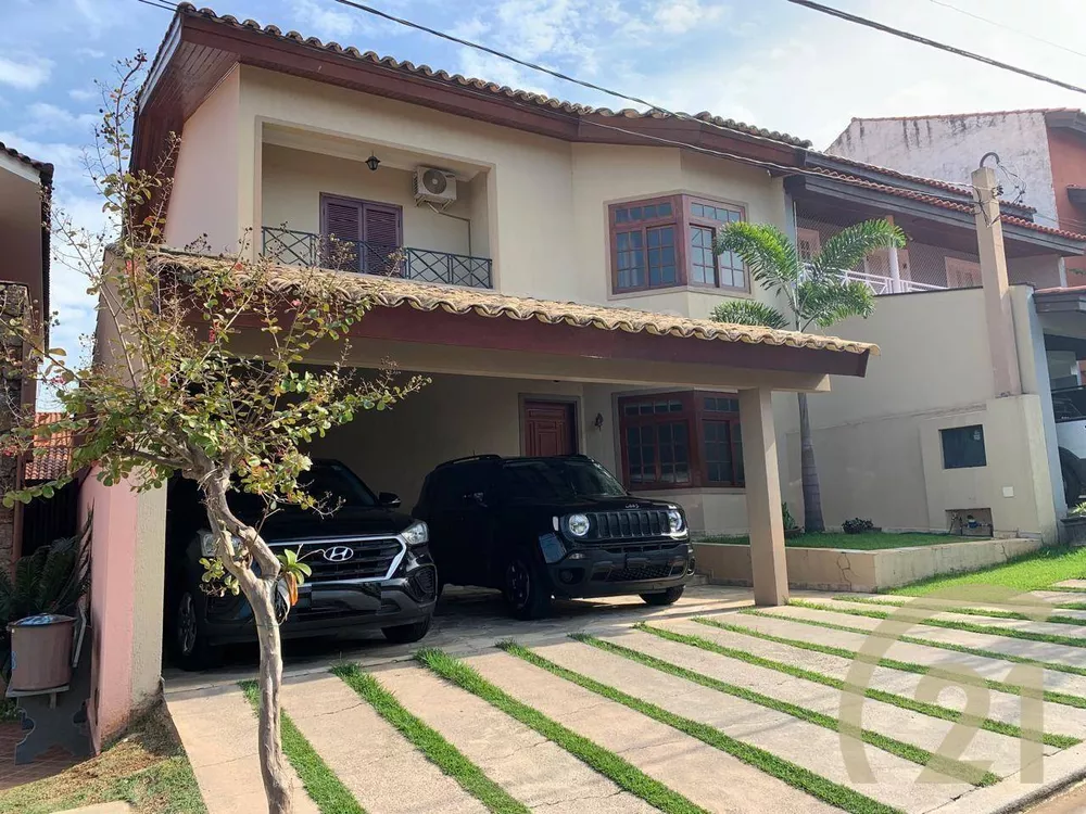 Casa de Condomínio à venda com 3 quartos, 302m² - Foto 1