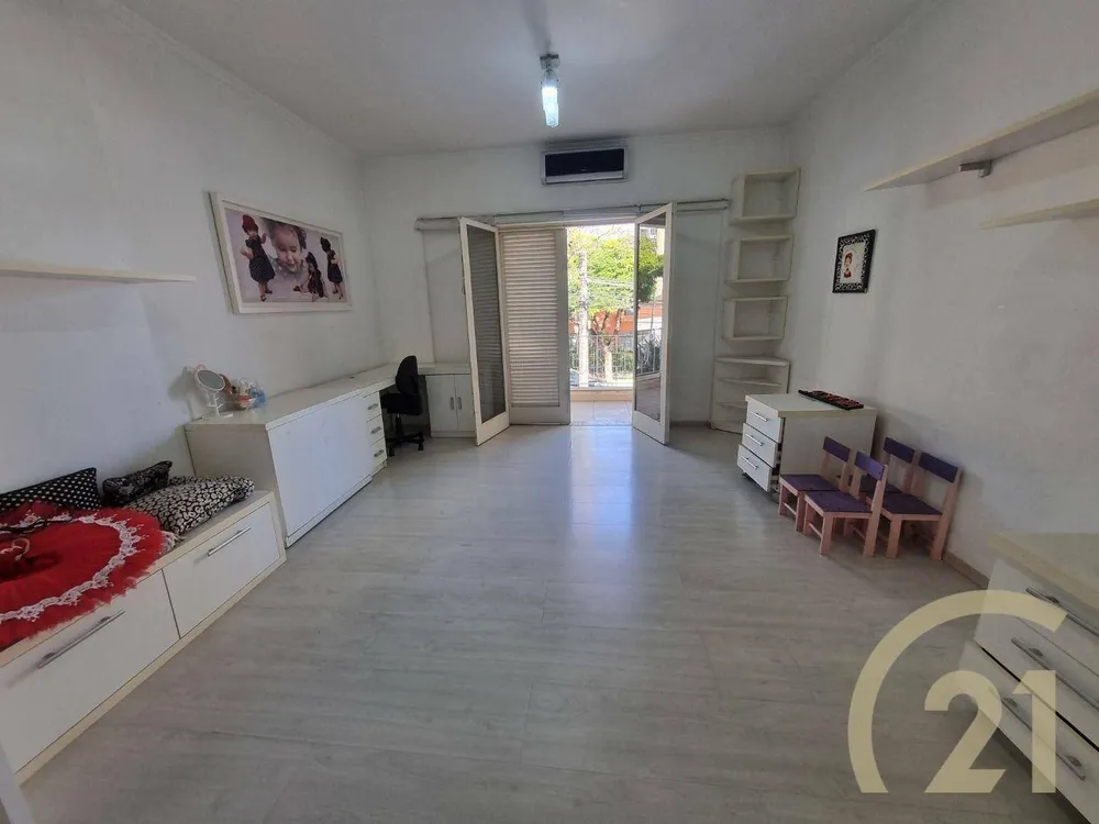 Sobrado, 3 quartos, 276 m² - Foto 1
