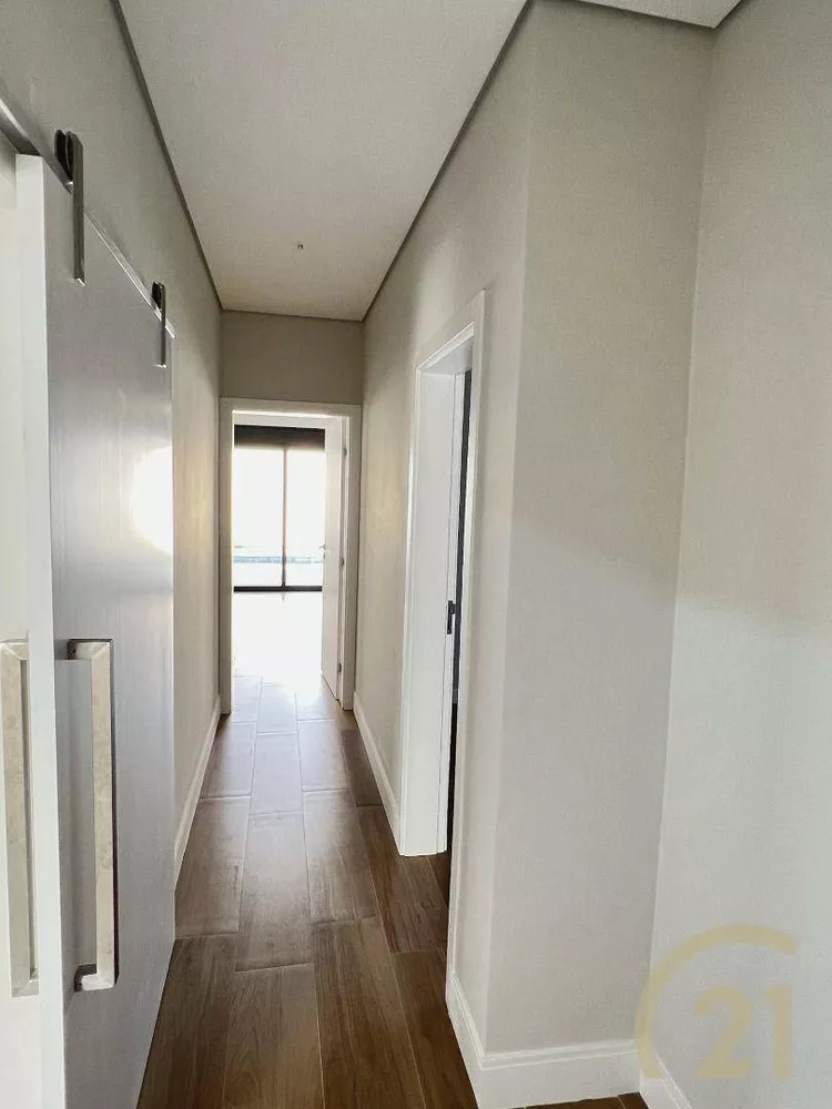 Casa à venda com 3 quartos, 239m² - Foto 12