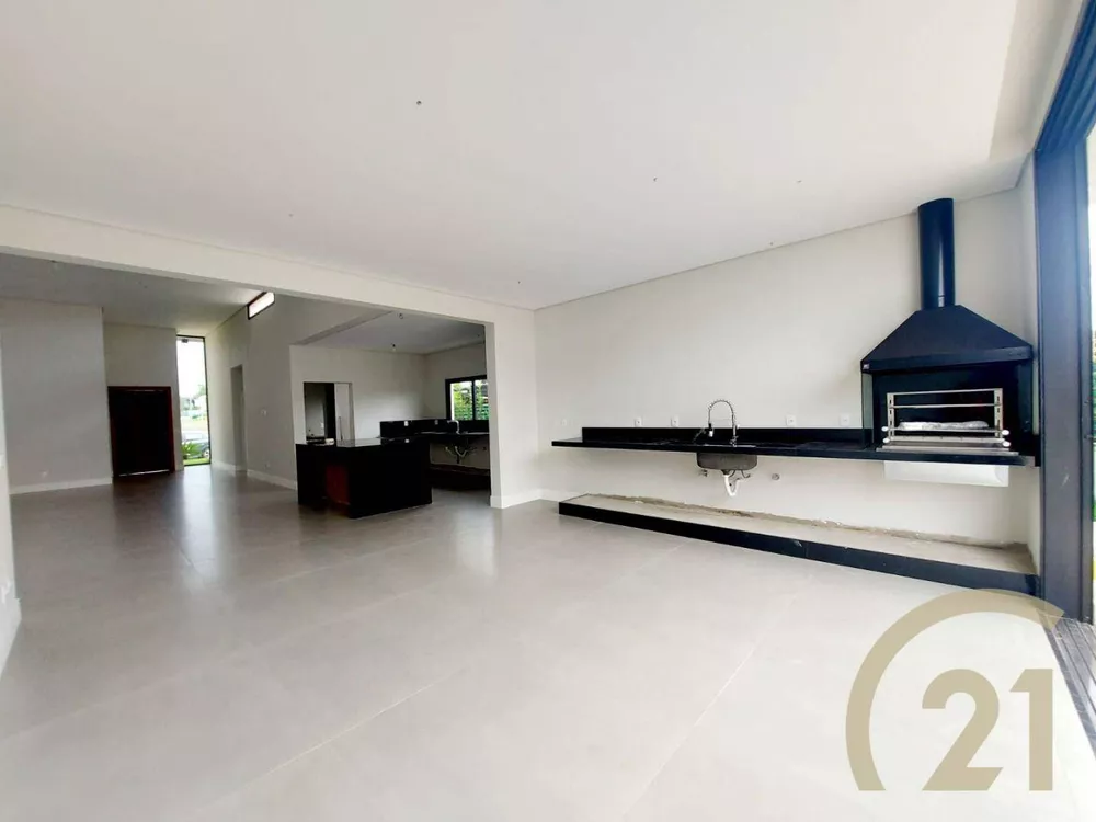 Casa à venda com 3 quartos, 239m² - Foto 10