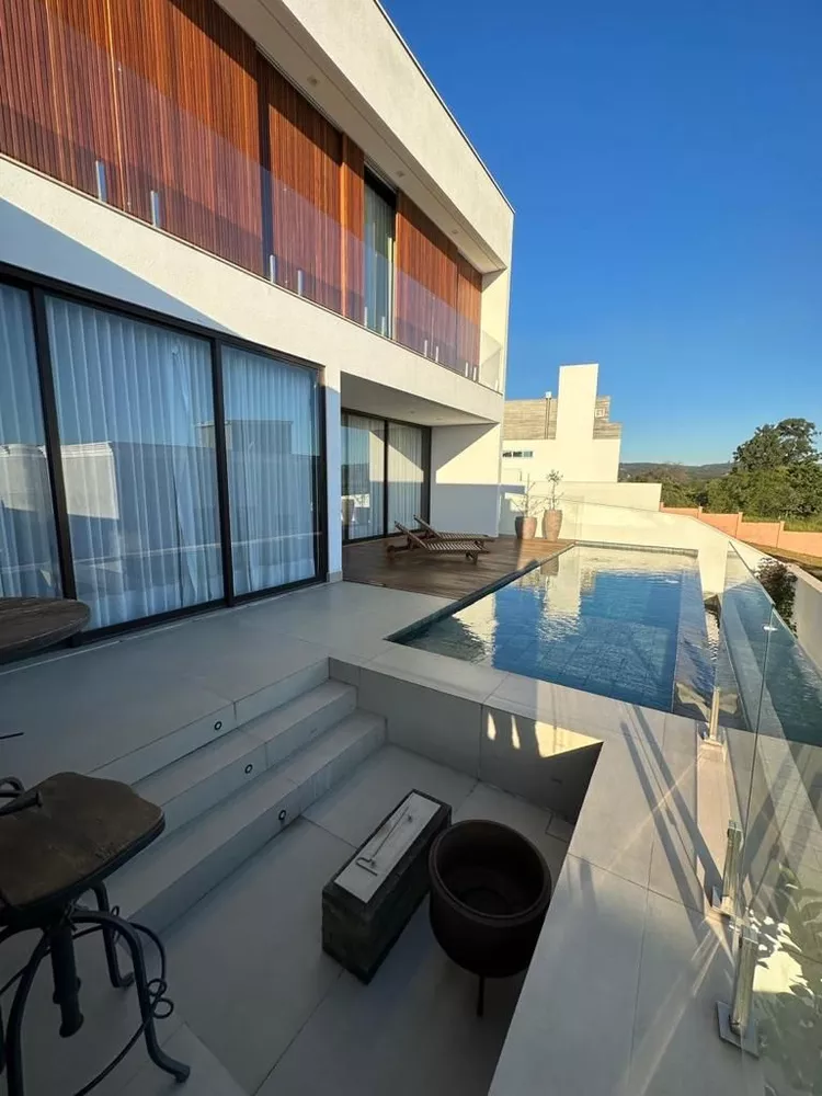 Casa de Condomínio à venda com 3 quartos, 350m² - Foto 3