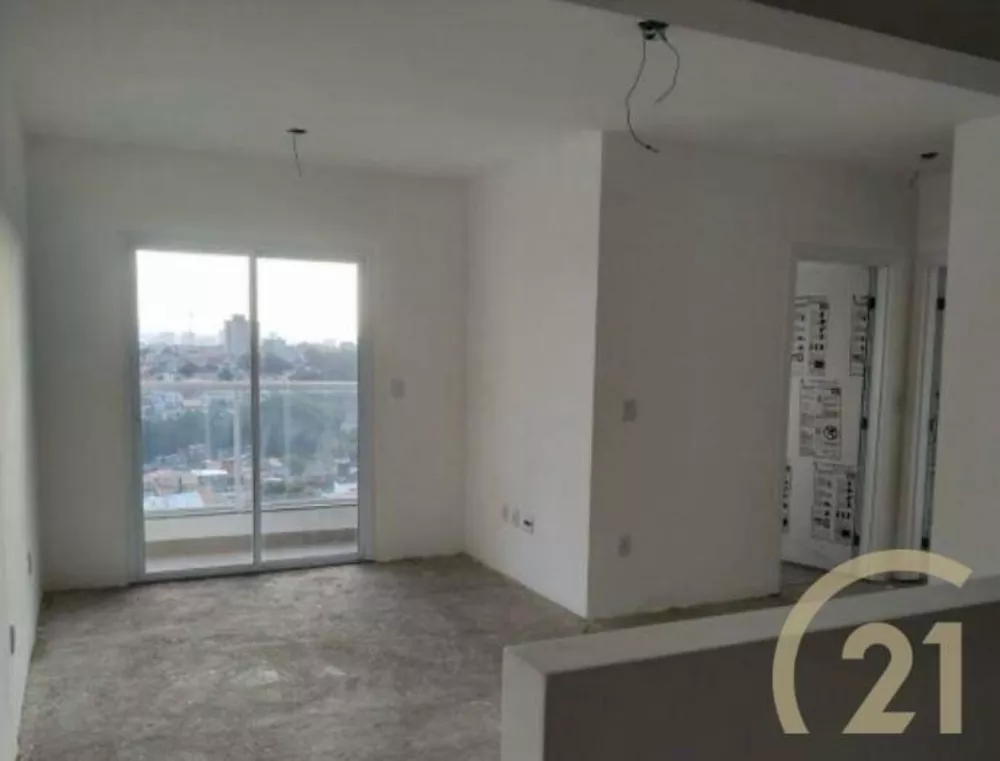 Apartamento à venda com 2 quartos, 70m² - Foto 2