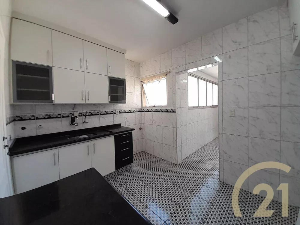 Apartamento à venda com 3 quartos, 93m² - Foto 8