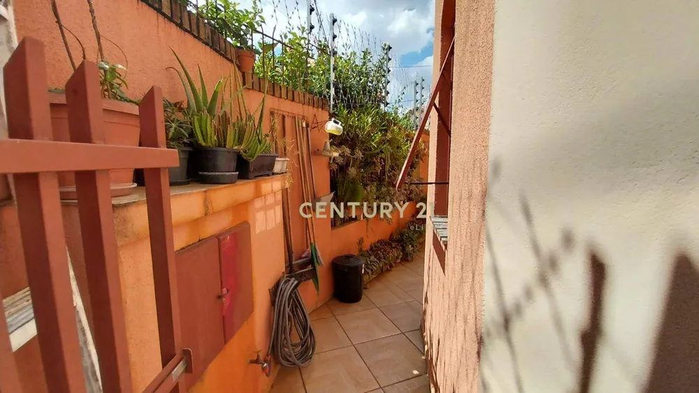 Casa, 3 quartos, 227 m² - Foto 3