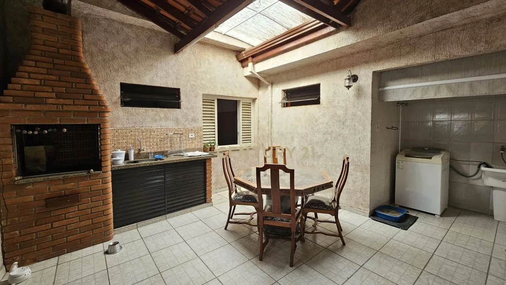 Casa, 3 quartos, 163 m² - Foto 2