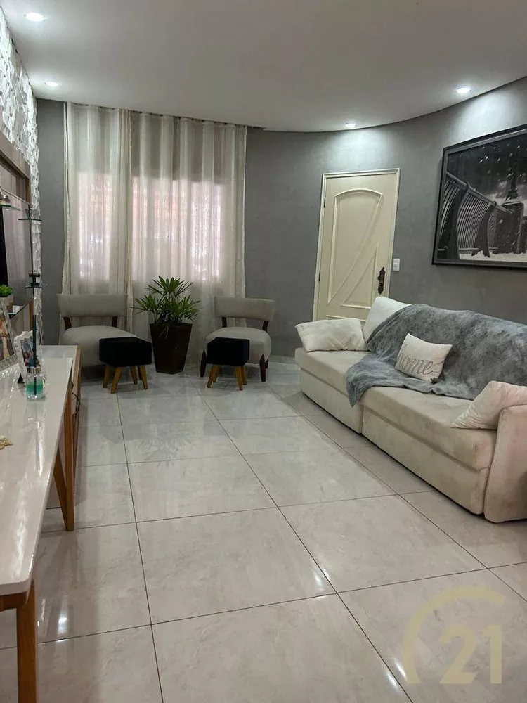 Casa à venda com 4 quartos, 170m² - Foto 4