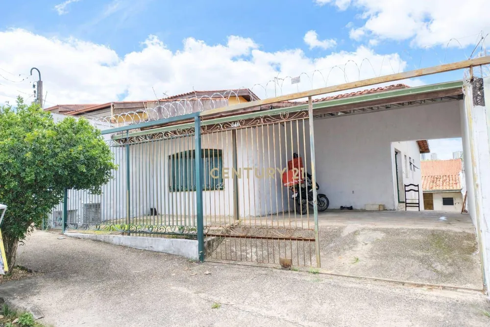 Casa, 3 quartos, 192 m² - Foto 1