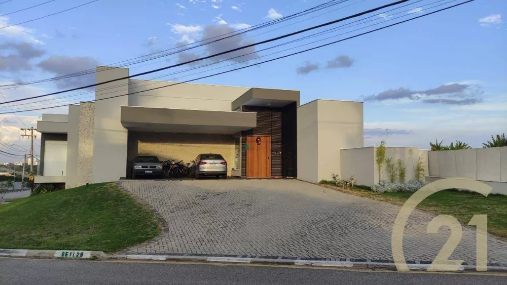 Casa de Condomínio à venda com 4 quartos, 540m² - Foto 2