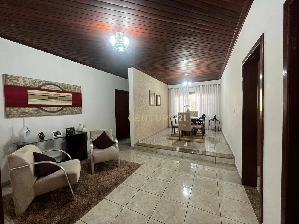 Casa, 6 quartos, 427 m² - Foto 2