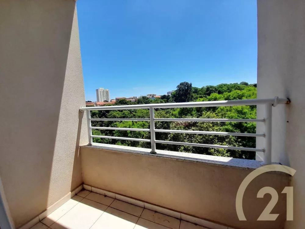 Apartamento à venda com 2 quartos, 70m² - Foto 4