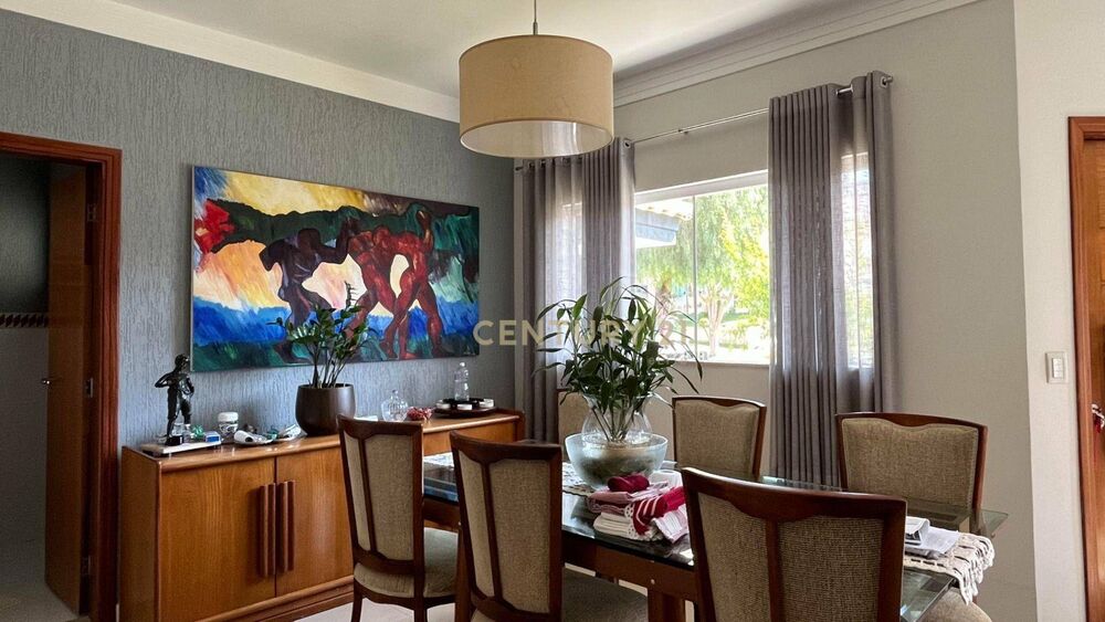 Casa de Condomínio à venda com 3 quartos, 212m² - Foto 8