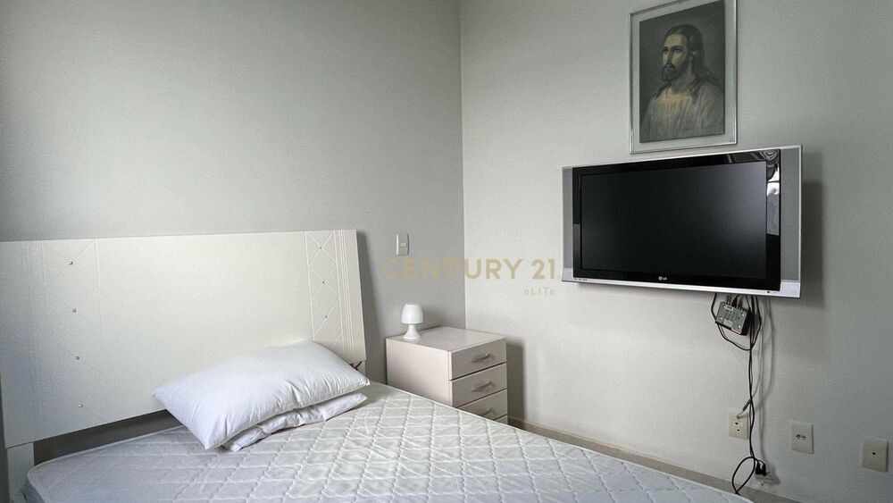 Casa de Condomínio à venda com 3 quartos, 212m² - Foto 3