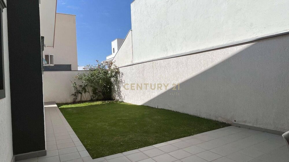 Casa de Condomínio à venda com 3 quartos, 212m² - Foto 4