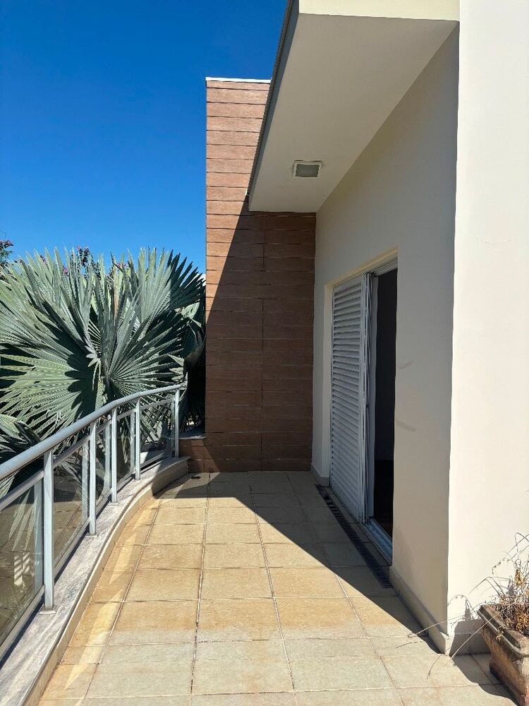 Casa de Condomínio para alugar com 3 quartos, 271m² - Foto 10