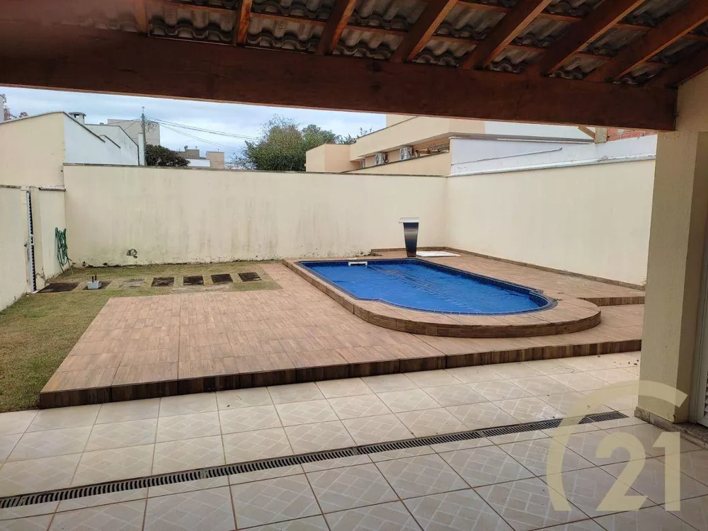 Casa de Condomínio à venda com 3 quartos, 347m² - Foto 5