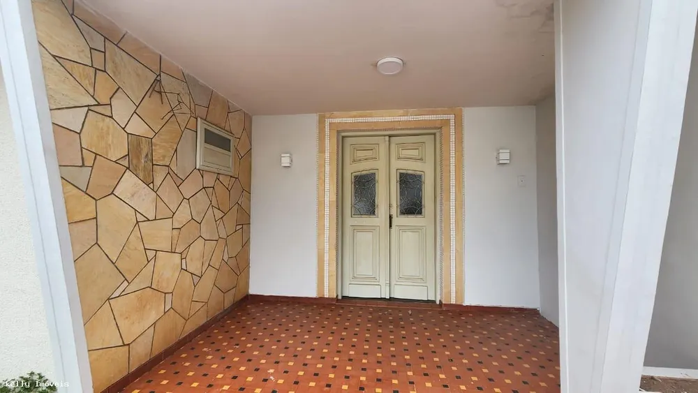 Casa, 4 quartos, 186 m² - Foto 2