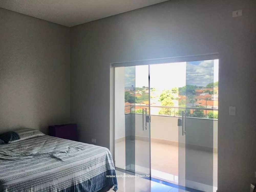 Casa, 3 quartos, 204 m² - Foto 15