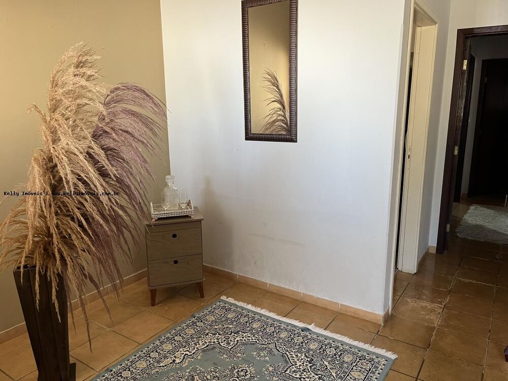 Casa, 3 quartos, 157 m² - Foto 2
