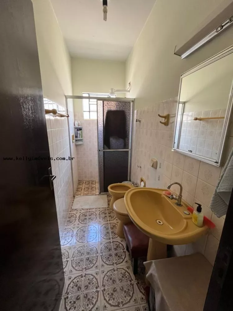 Casa, 3 quartos, 171 m² - Foto 2