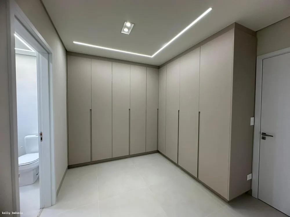 Apartamento, 3 quartos, 302 m² - Foto 2
