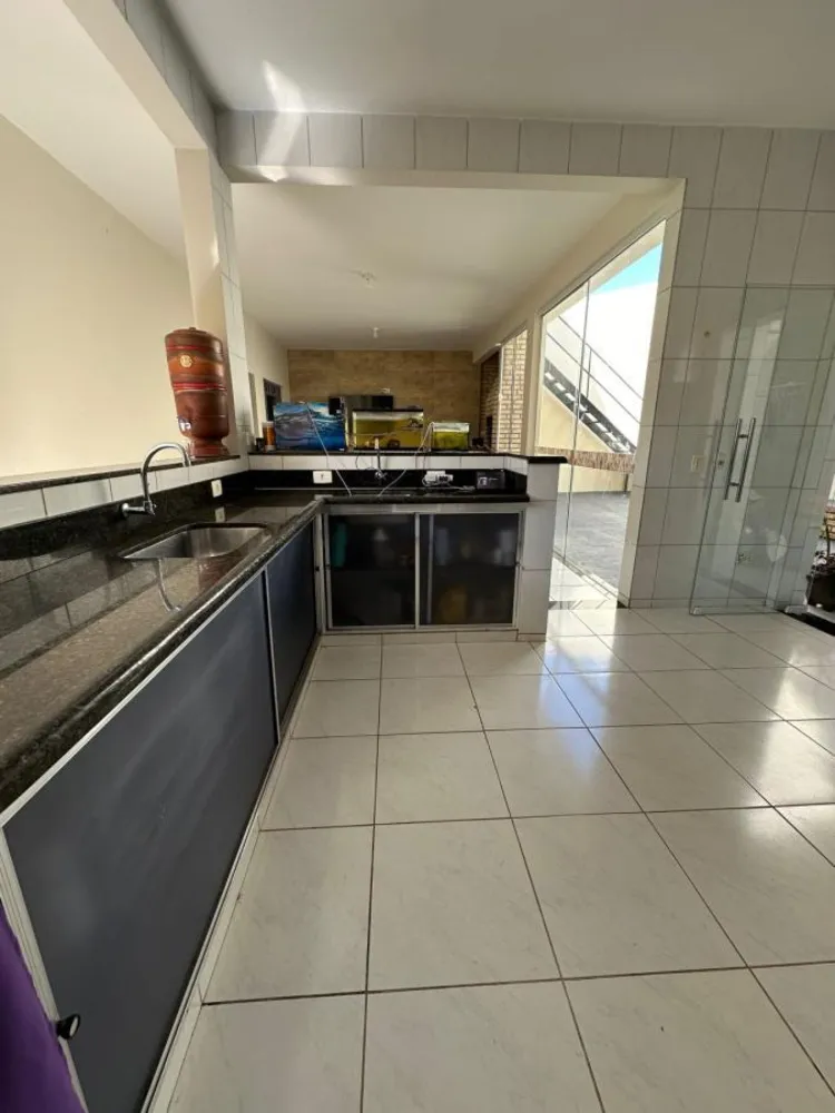 Casa, 4 quartos, 263 m² - Foto 8