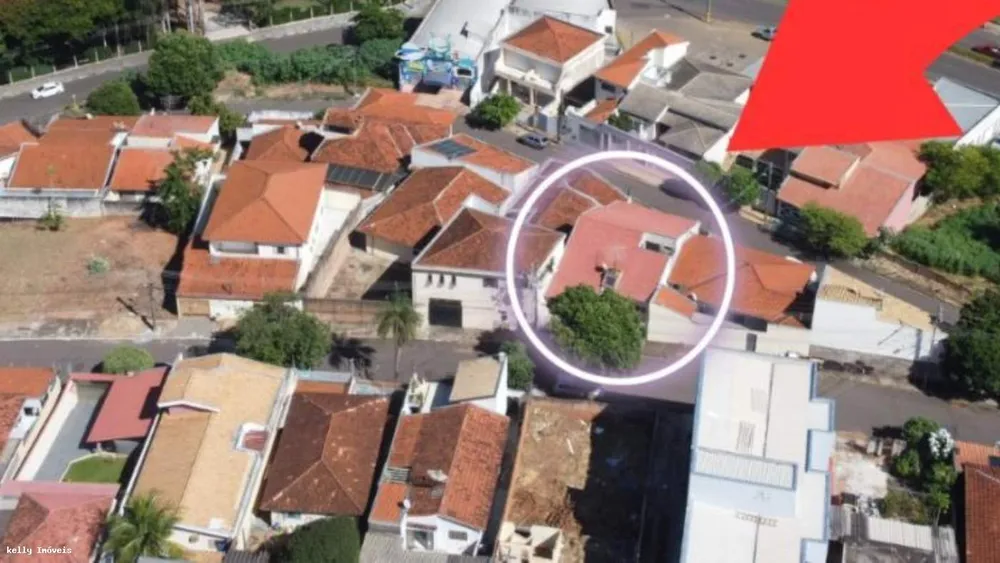 Casa, 3 quartos, 210 m² - Foto 2