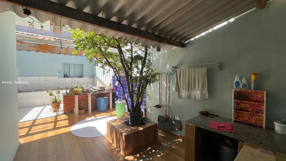 Casa, 3 quartos, 182 m² - Foto 4