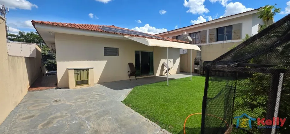Casa, 3 quartos, 311 m² - Foto 1