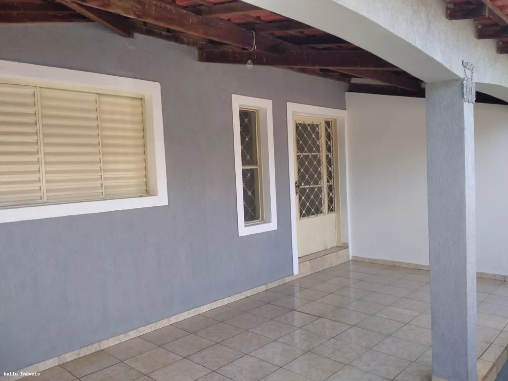 Casa, 4 quartos, 270 m² - Foto 2