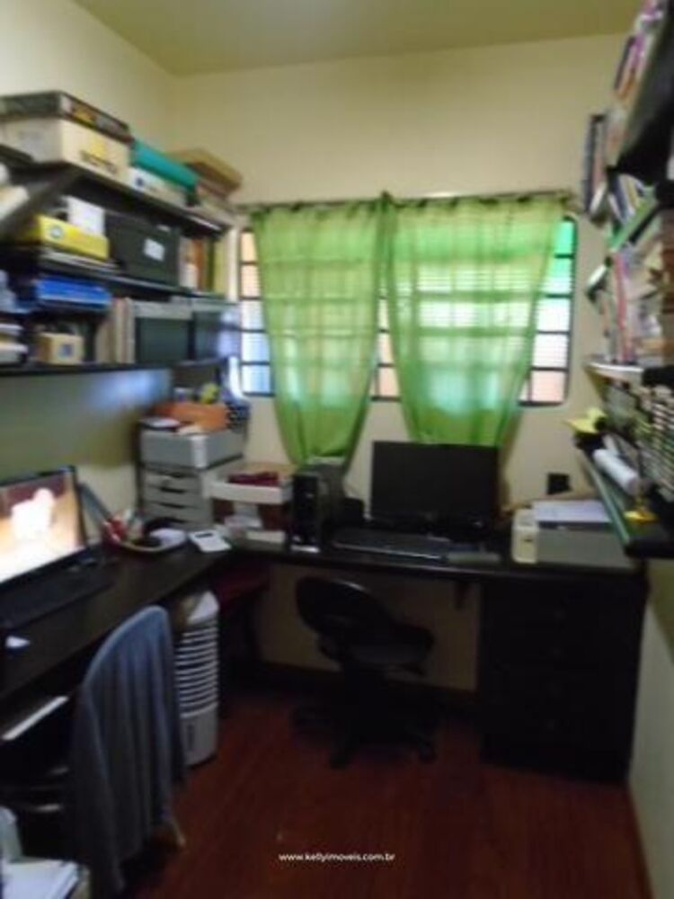 Casa, 3 quartos, 270 m² - Foto 2