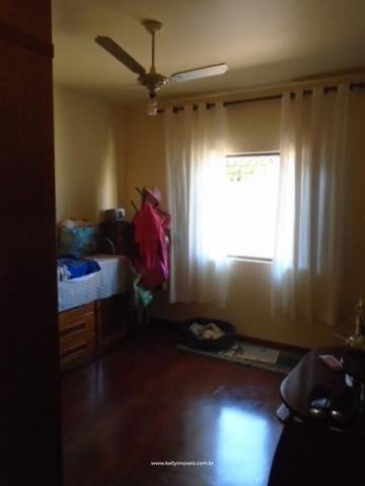 Casa, 3 quartos, 270 m² - Foto 4