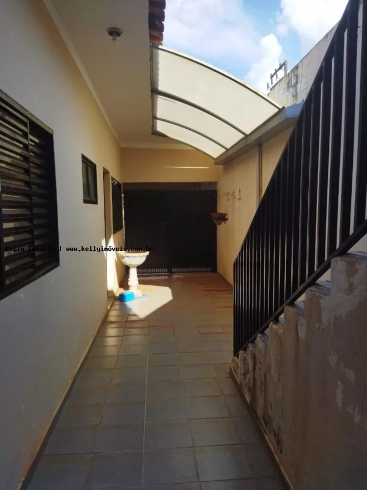 Casa, 3 quartos, 192 m² - Foto 3