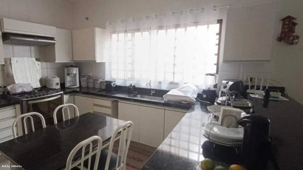 Casa, 3 quartos, 332 m² - Foto 8