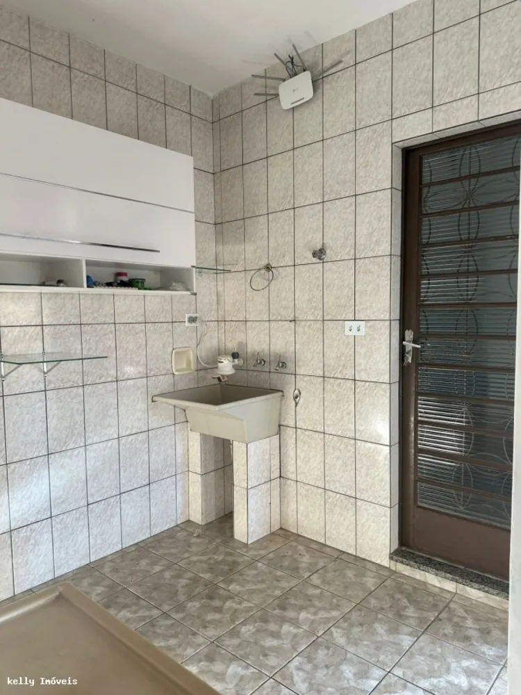 Casa, 3 quartos, 242 m² - Foto 8
